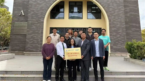 天然工質+低充注——比澤爾向綠色高效邁出堅實步伐